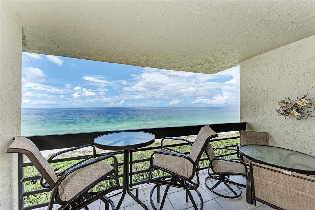 1135 Gulf Of Mexico Drive - Photo 2