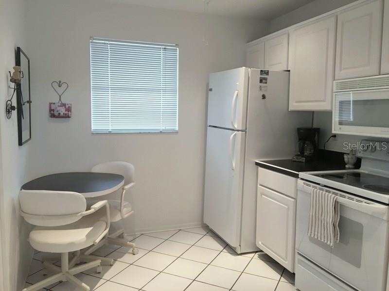 3660 Ironwood Circle - Photo 3