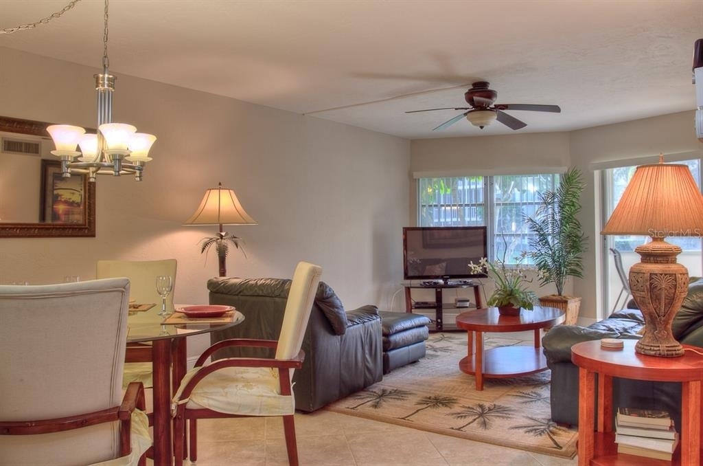 1250 N Portofino Drive - Photo 4