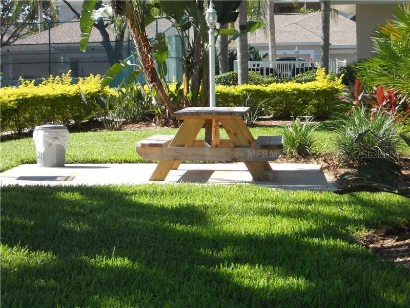 8911 Veranda Way - Photo 16