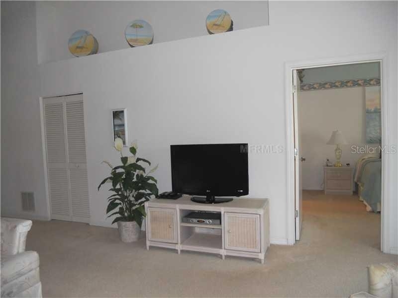 8911 Veranda Way - Photo 7