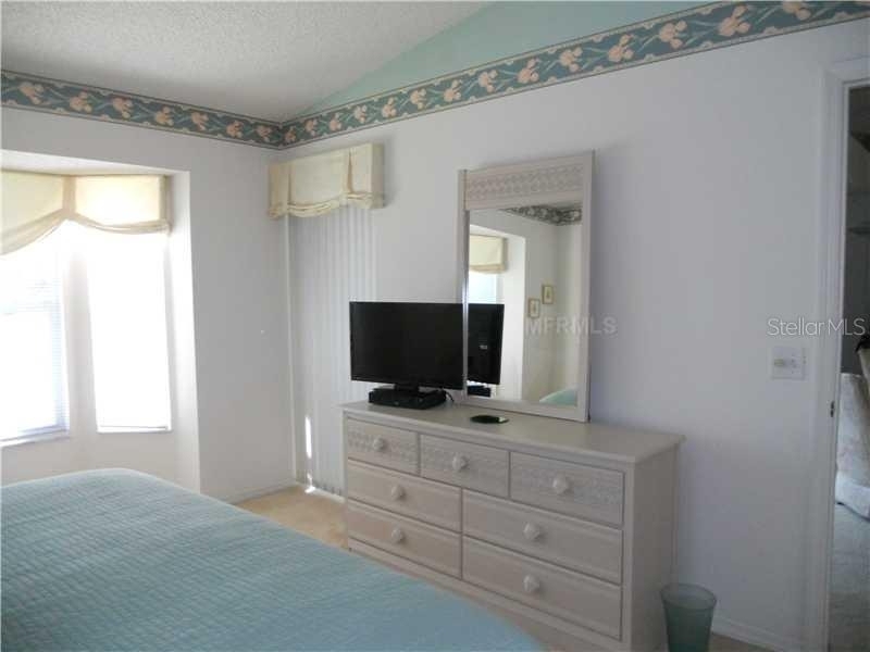 8911 Veranda Way - Photo 10