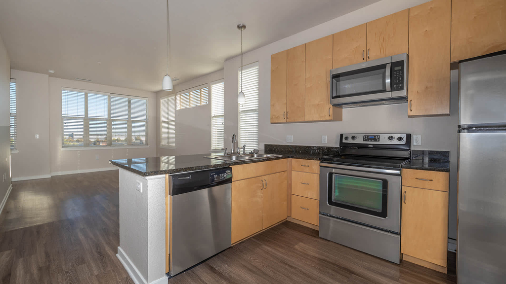 14770 Orchard Pkwy - Photo 9