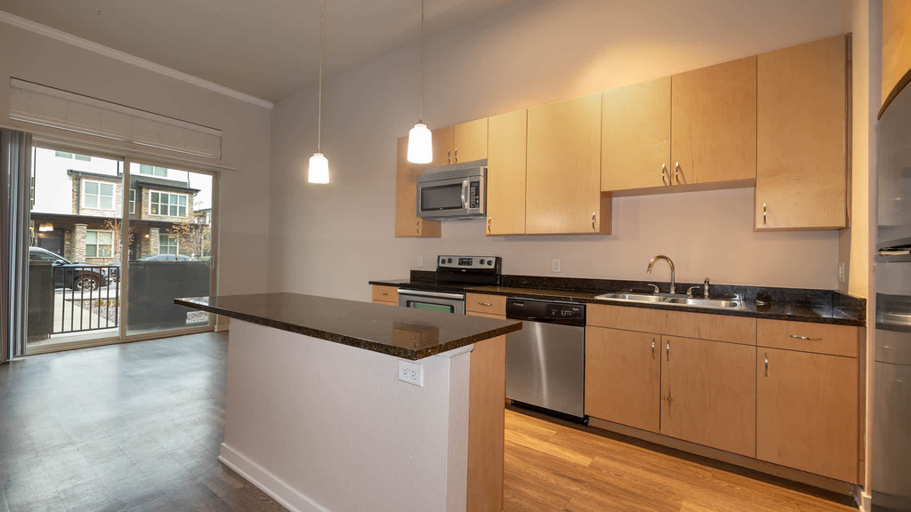 14770 Orchard Pkwy - Photo 10