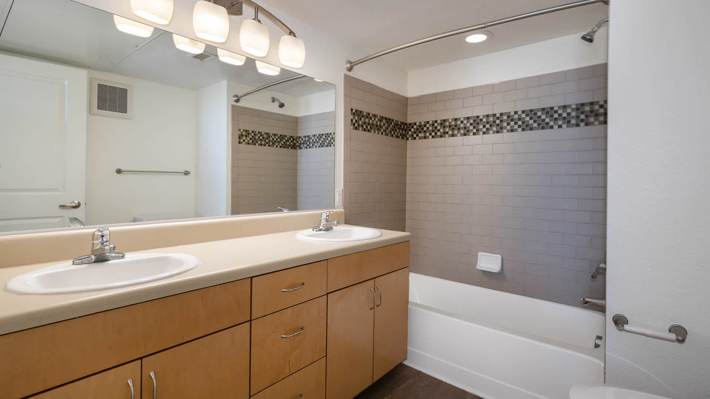 14770 Orchard Pkwy - Photo 40