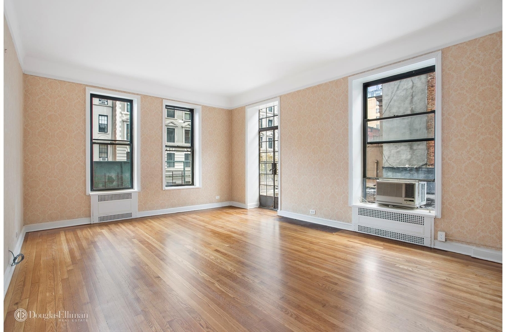 26 E 93rd St - Photo 0
