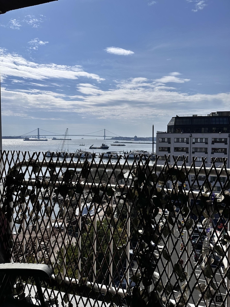 80 Bay Street Landing - Photo 0