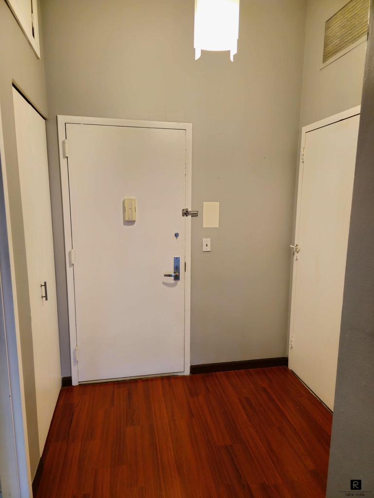 80 Bay Street Landing - Photo 12