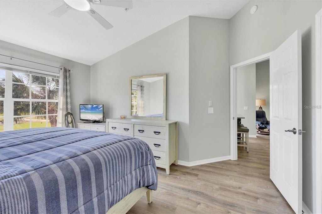 809 Montrose Drive - Photo 17