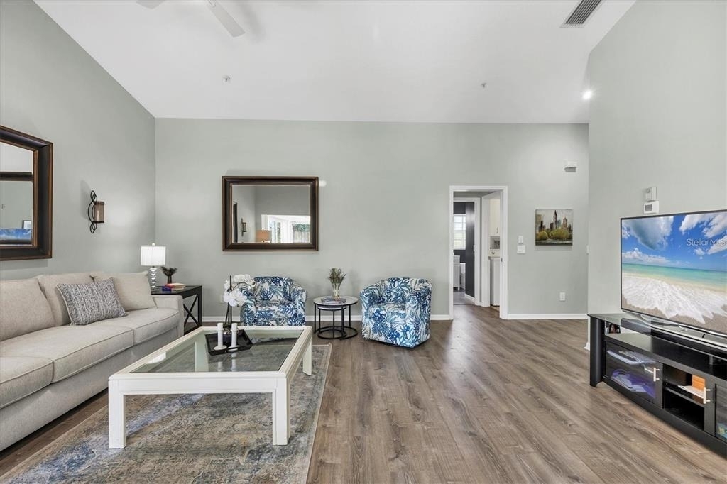 809 Montrose Drive - Photo 14
