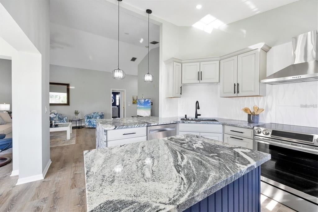 809 Montrose Drive - Photo 8