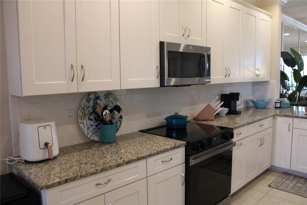 13711 Messina Loop - Photo 2