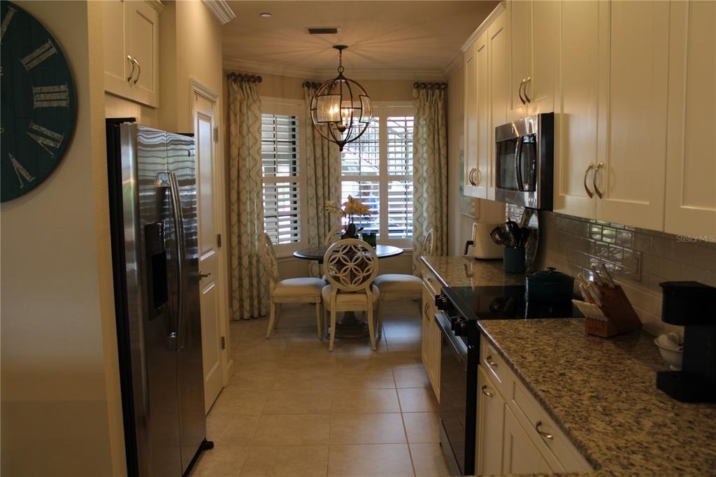 13711 Messina Loop - Photo 4