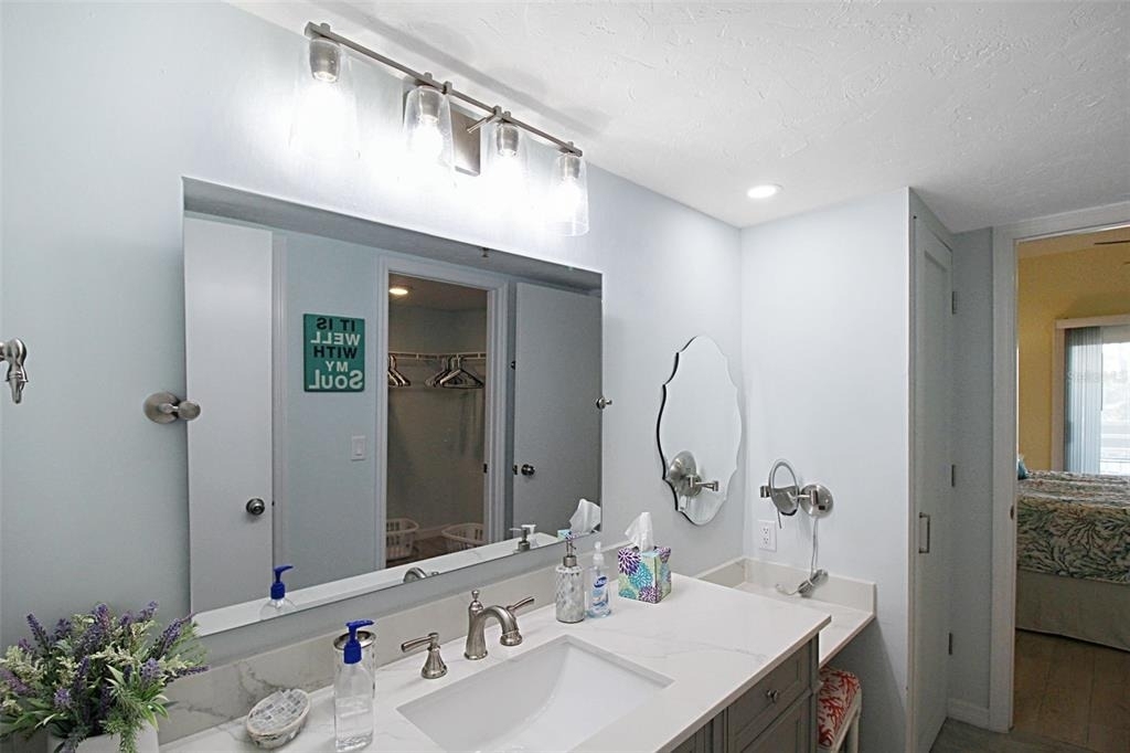 1206 Siesta Bayside Drive - Photo 32