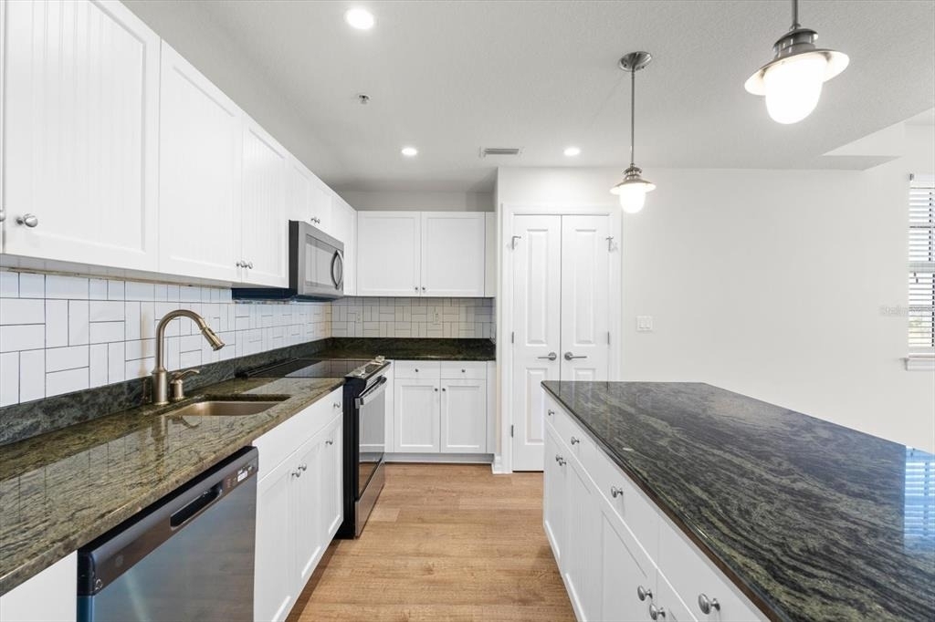 536 Bahia Beach Boulevard - Photo 4
