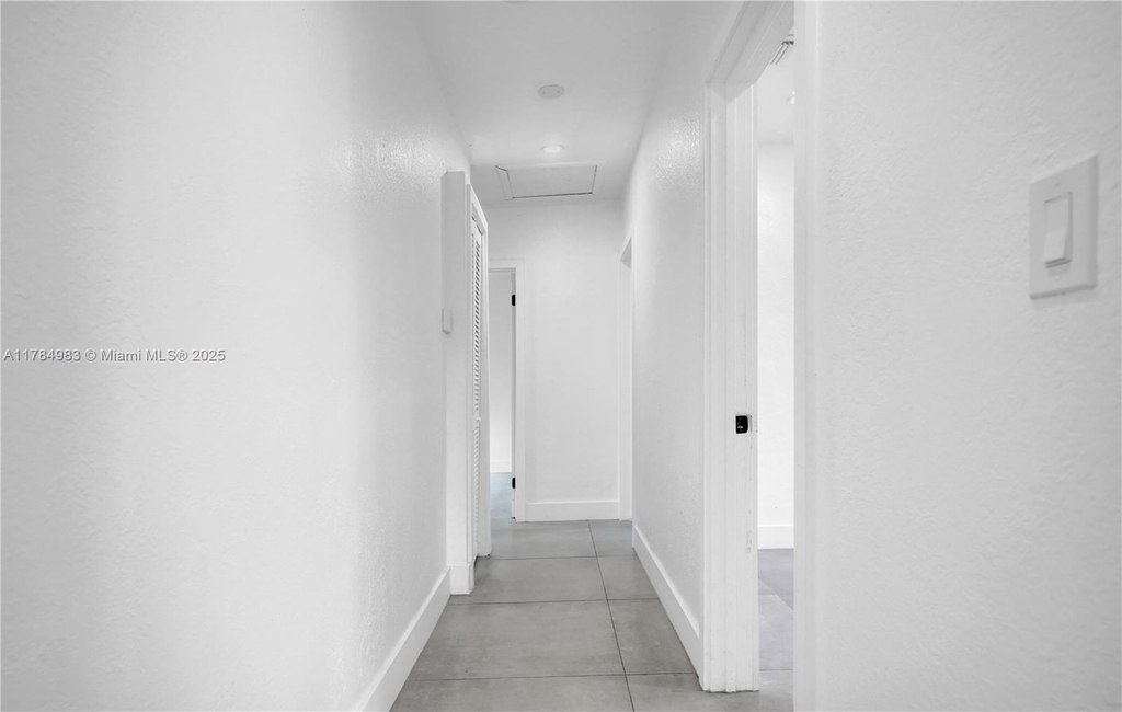1801 Ne 175th St - Photo 9