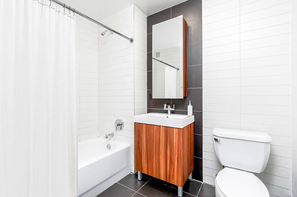 116 John Street - Photo 2