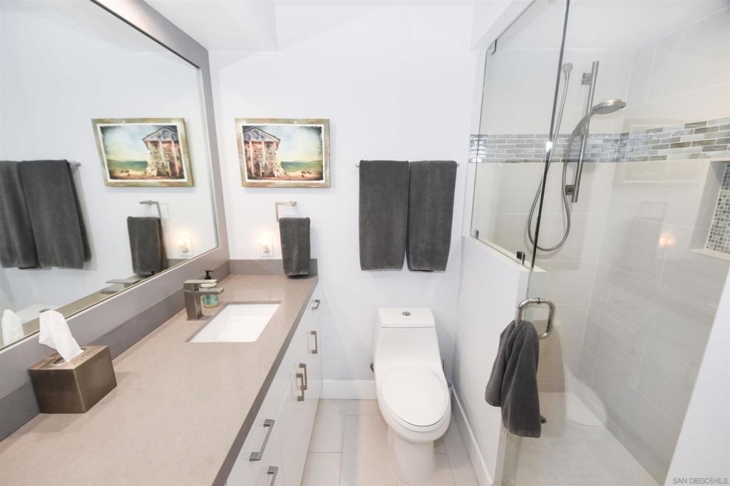 1810 Avenida Del Mundo - Photo 11