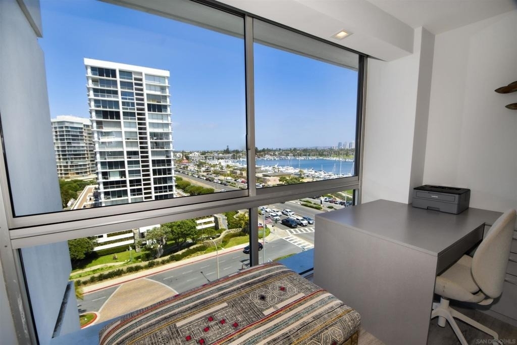 1810 Avenida Del Mundo - Photo 24