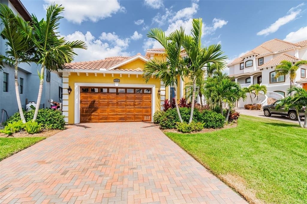 539 Treviso Drive - Photo 0