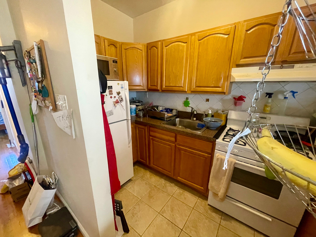 25 East 126th Street - Photo 2