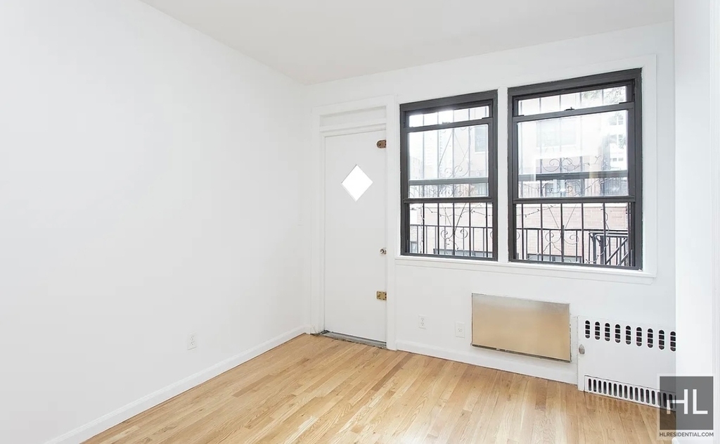 East 78th Street - Photo 5
