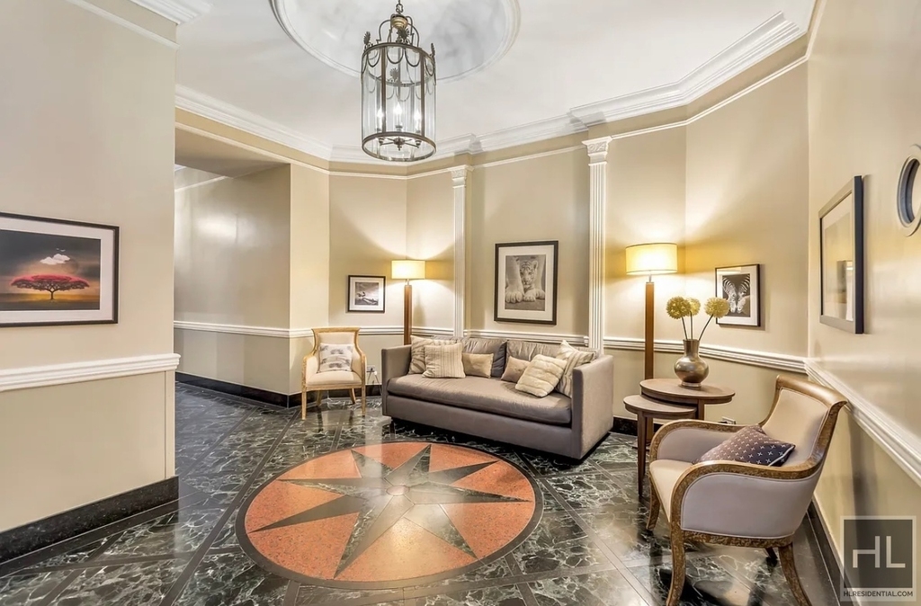 Madison Avenue - Photo 7