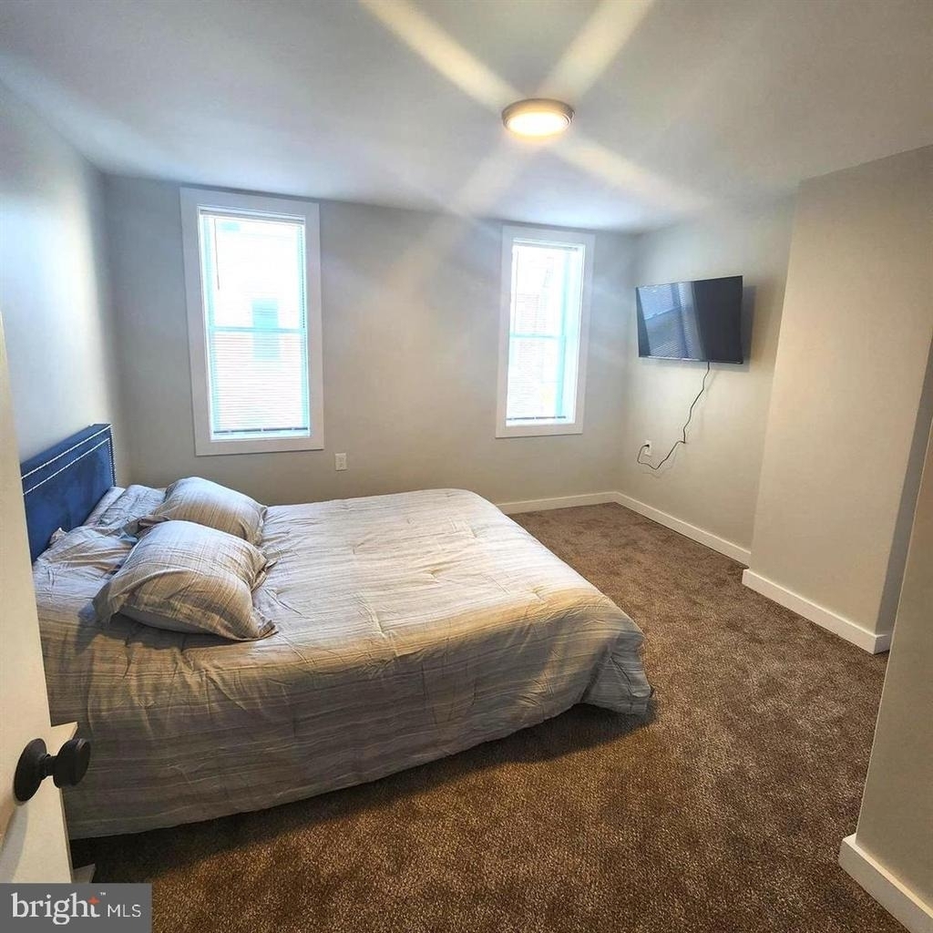 1247 S Newkirk Street S - Photo 12