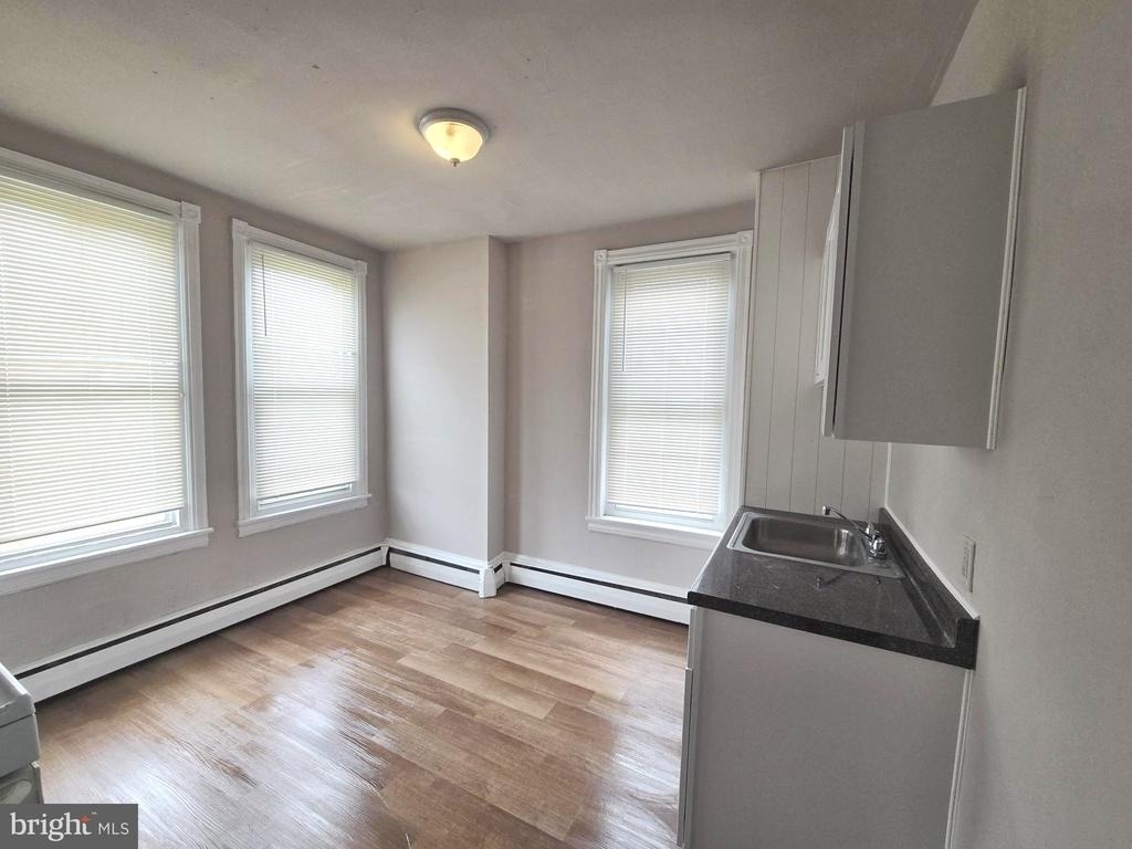 5709 Leonard Street - Photo 11