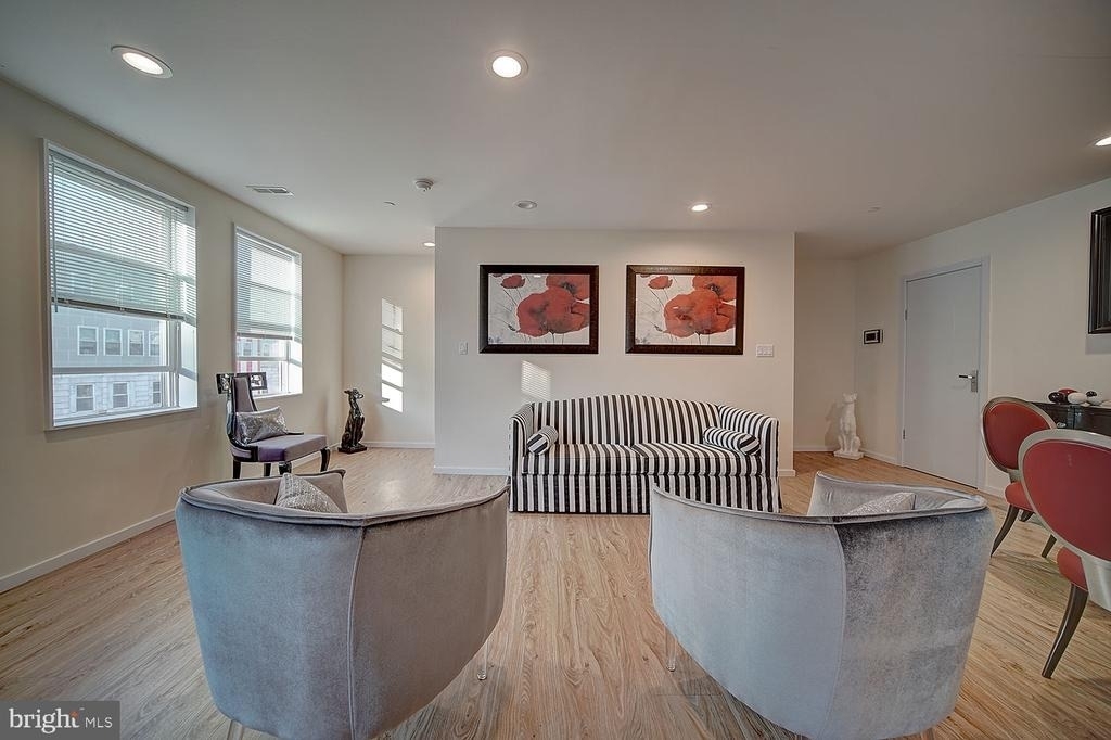 800 N 48th Street - Photo 2