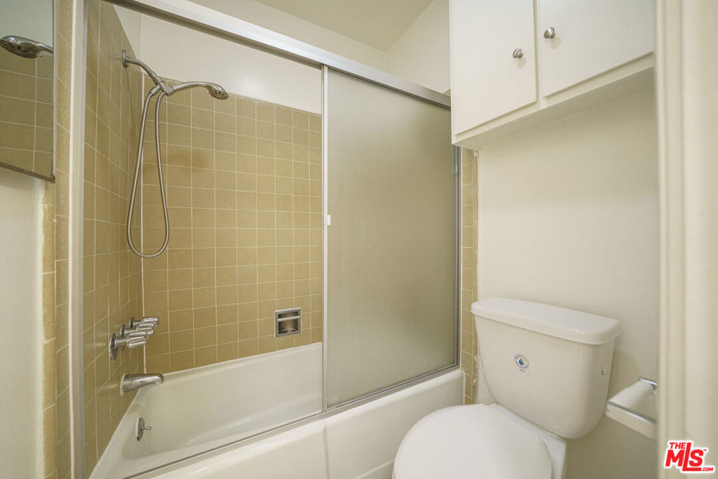 456 S Harvard Boulevard - Photo 8