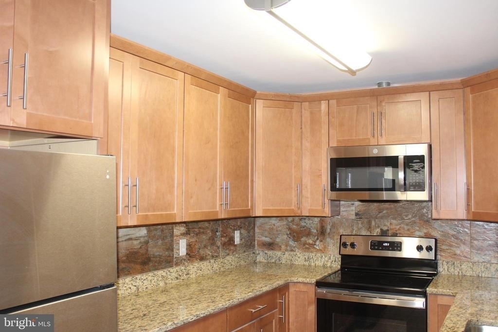 747 Garden Drive - Photo 11