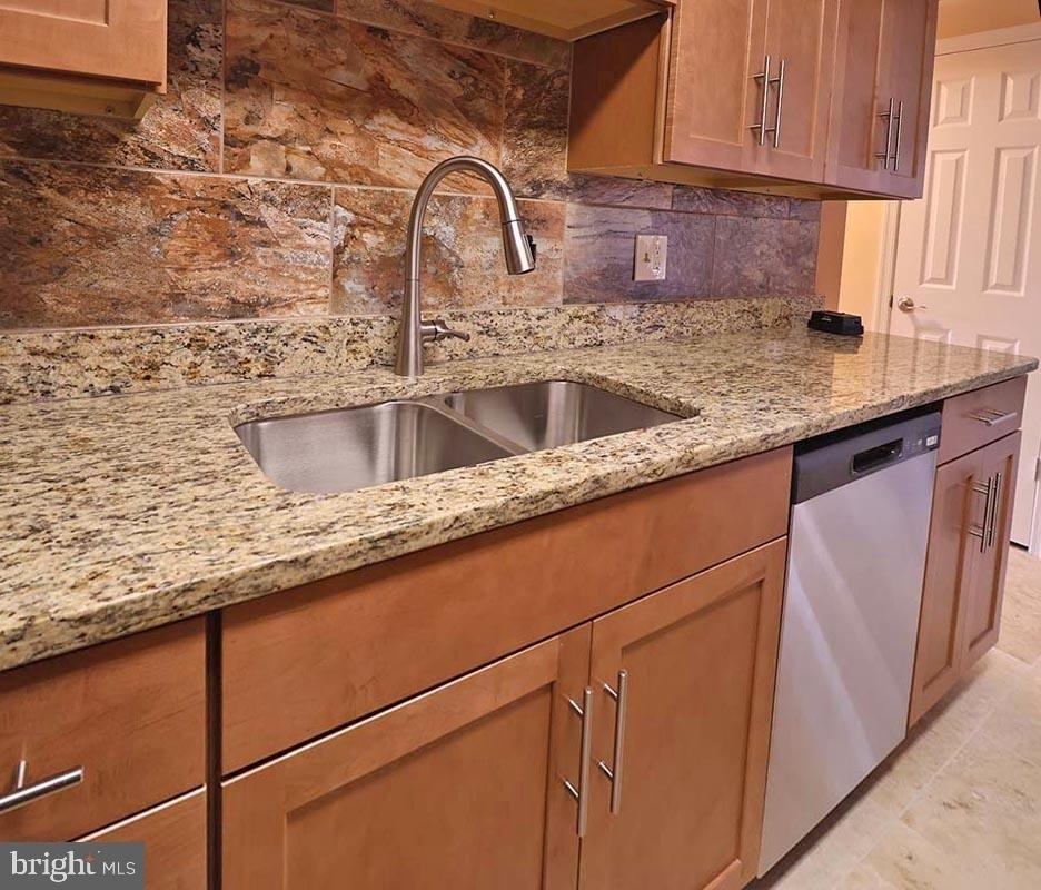 747 Garden Drive - Photo 13