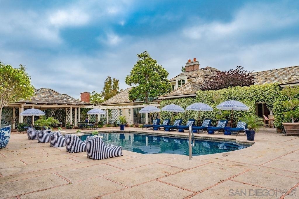 7007 Country Club Drive - Photo 4