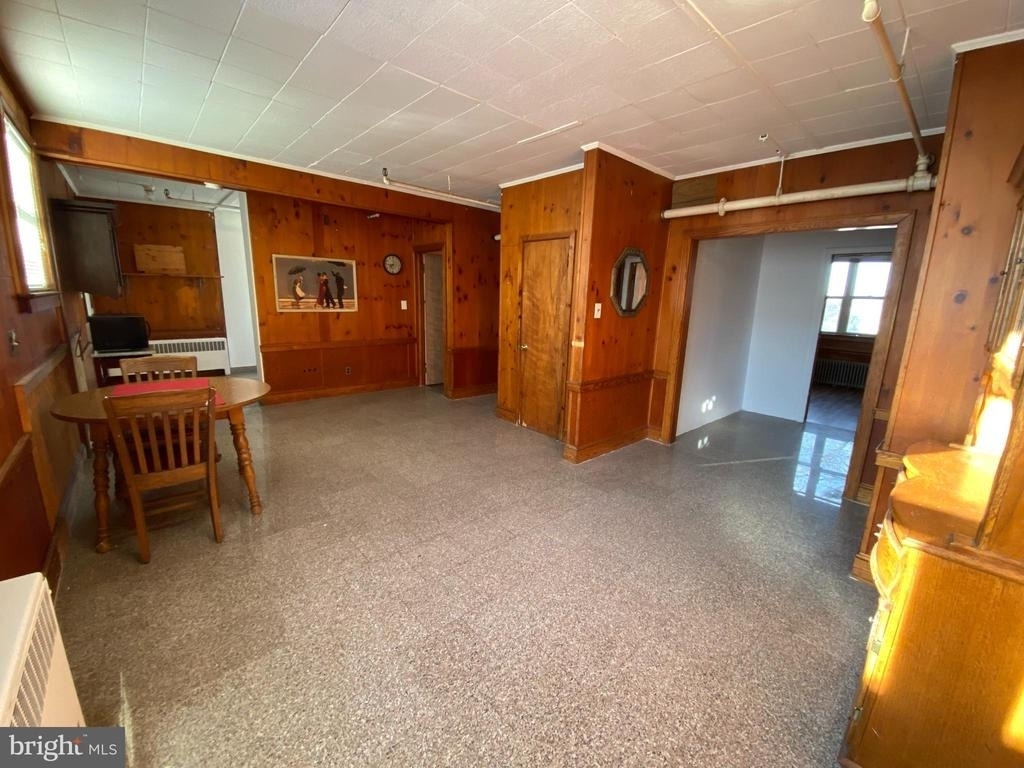 13 N East Boulevard - Photo 5