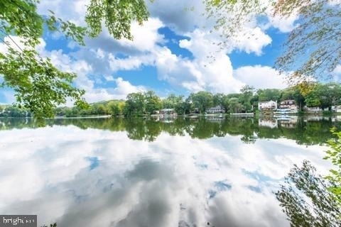191 Lakeshore Drive - Photo 11
