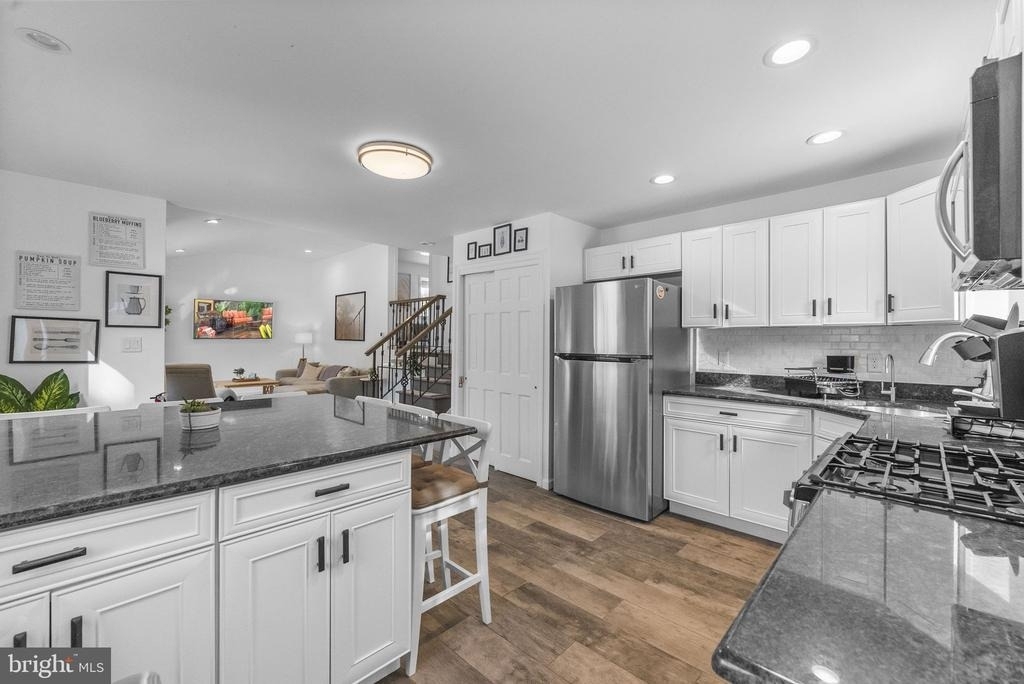 191 Lakeshore Drive - Photo 16