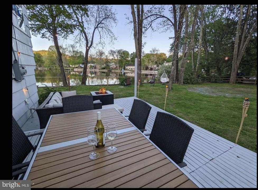 191 Lakeshore Drive - Photo 9