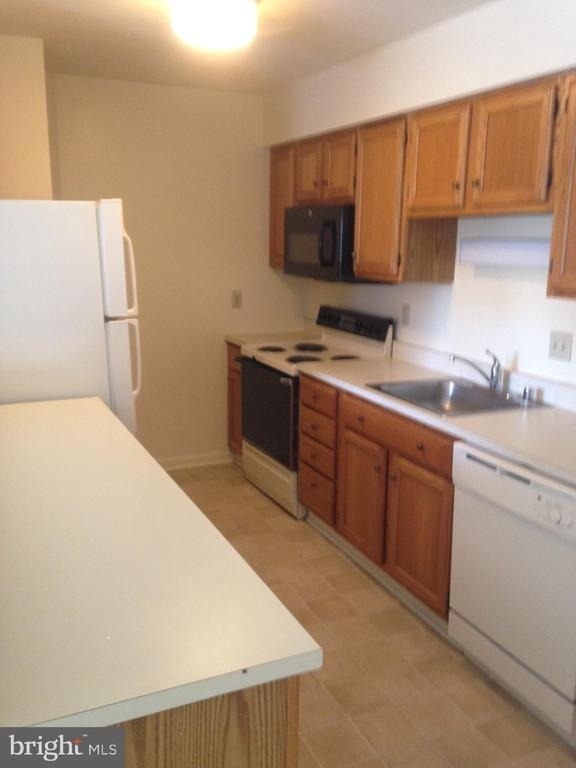 101 Morgnec Road - Photo 2