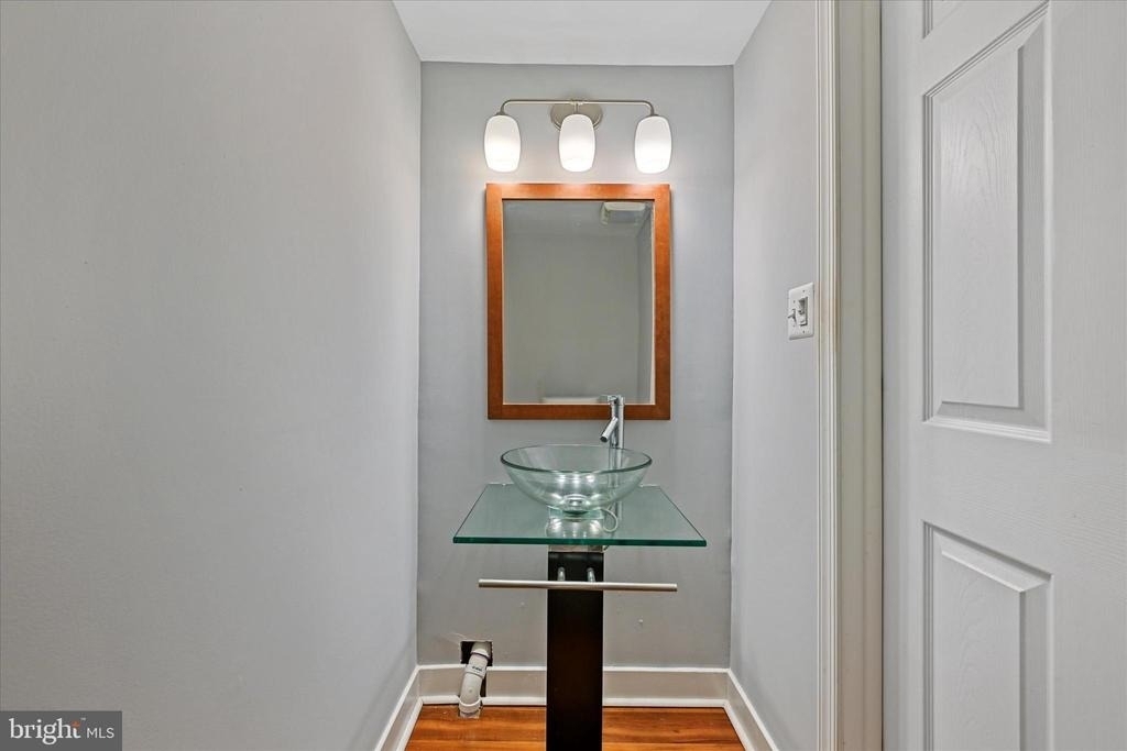 10533 Stevenson Road - Photo 14