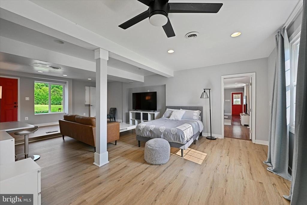 10533 Stevenson Road - Photo 40