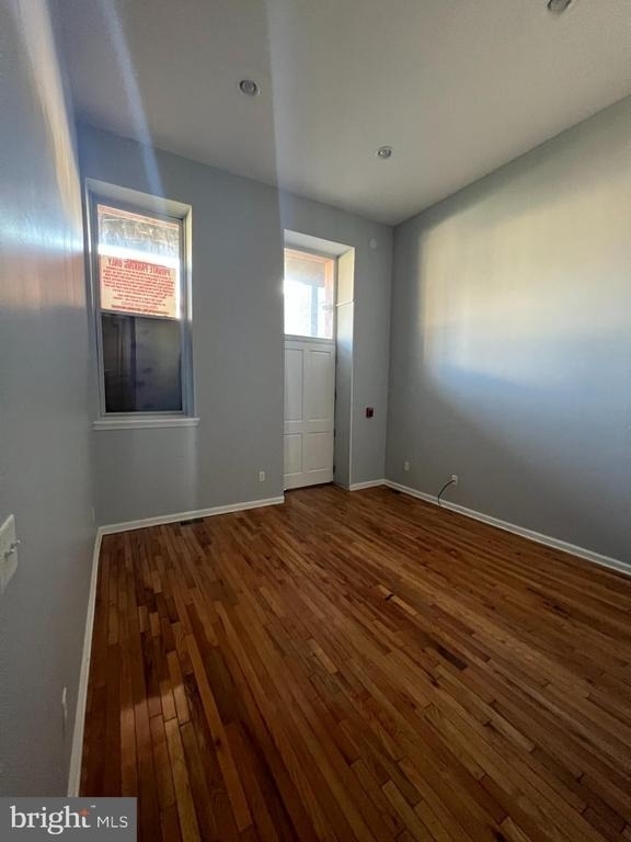 416 N Howard Street - Photo 2