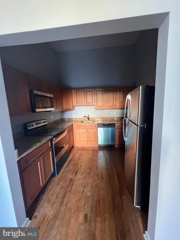 416 N Howard Street - Photo 3