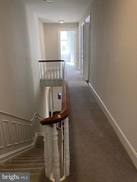 10 Chase Street E - Photo 29