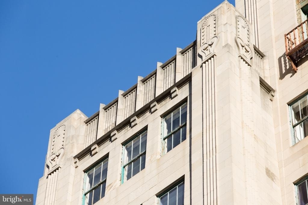 301 N Charles Street - Photo 11