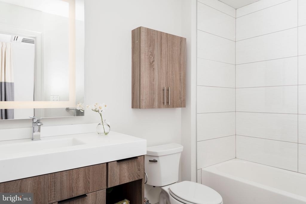 300 Saint Paul Place - Photo 28