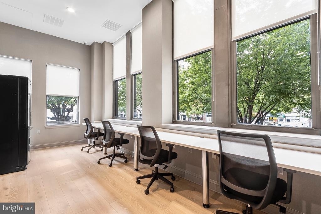 7 N Calvert Street - Photo 12