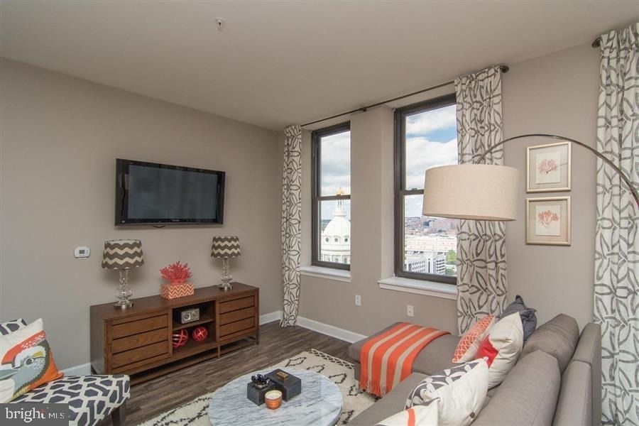 7 N Calvert Street - Photo 26