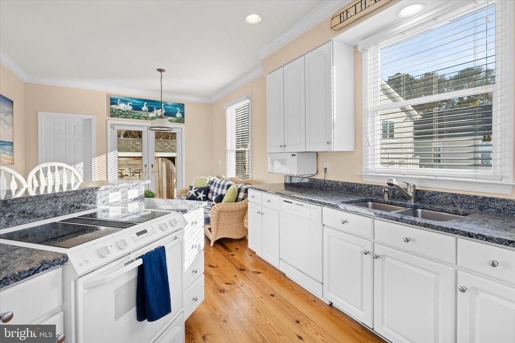 330 Garfield Parkway - Photo 20