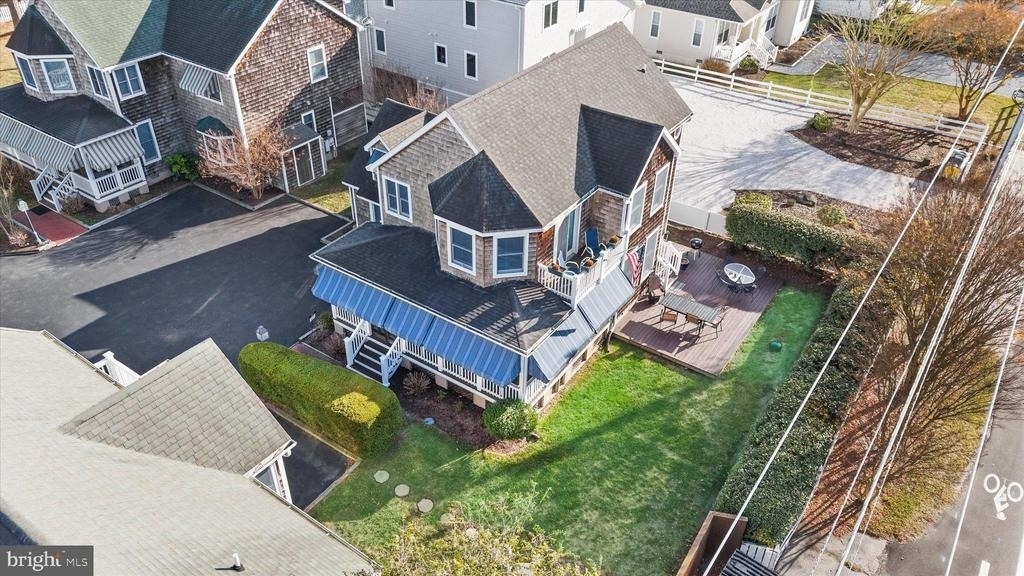 330 Garfield Parkway - Photo 3